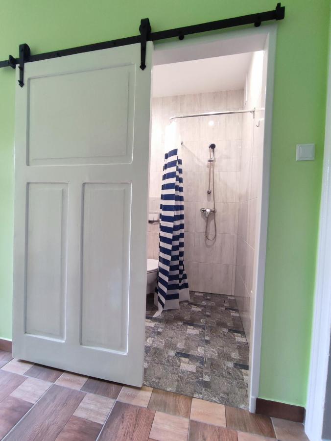 Apartamento Zacisze Pod Bukami Gornica Exterior foto